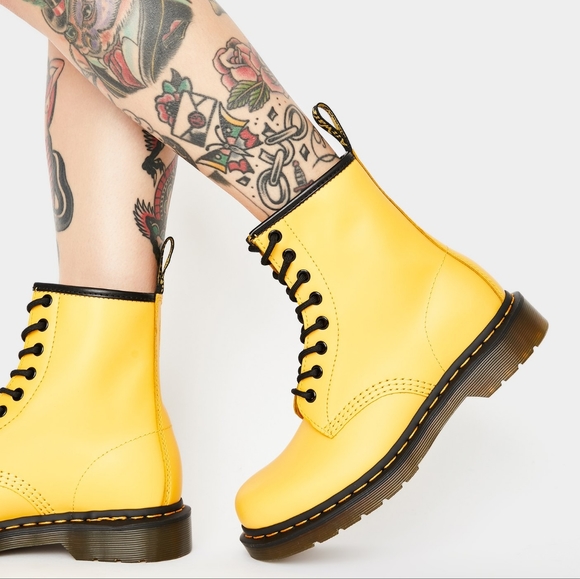 Dr. Martens Shoes - NEW Dr. Martens 1460 Yellow Smooth Leather Lace Up Combat Boots UK7/US9 Grunge